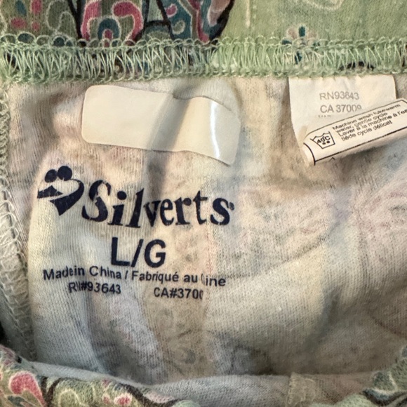 Silverts Adaptive Wear Butterfly Floral Lounge Set - Top and Bottom Sz: LG - Picture 9 of 9